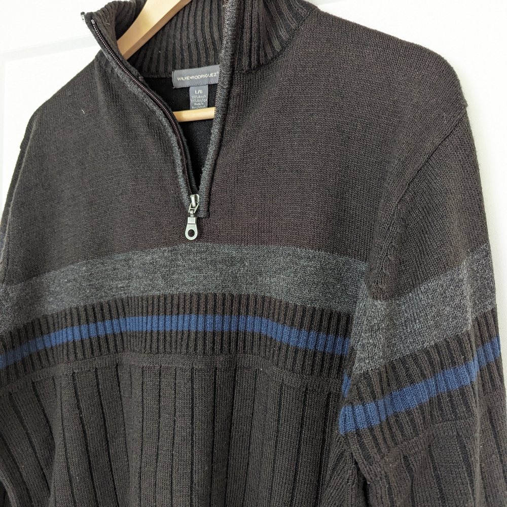 Men's Brown 1/4 Zip Up Sweater with Blue Accents